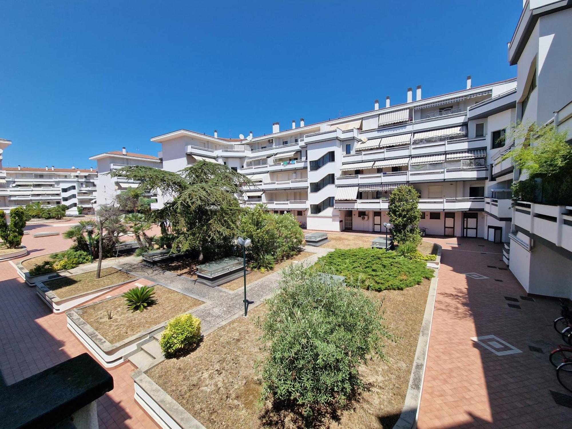 Tramonti Apartments 페스카라 외부 사진
